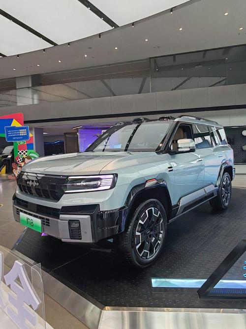 东莞295比亚迪方程豹硬派越野的爆款，英菲尼迪35周年与你共成长